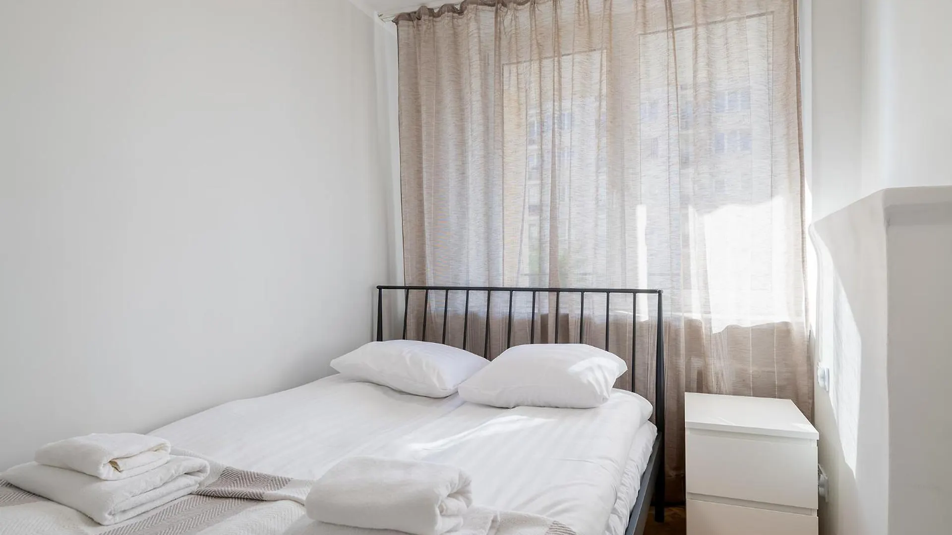 דירה ורשה Rentplanet - Apartament Platynowa